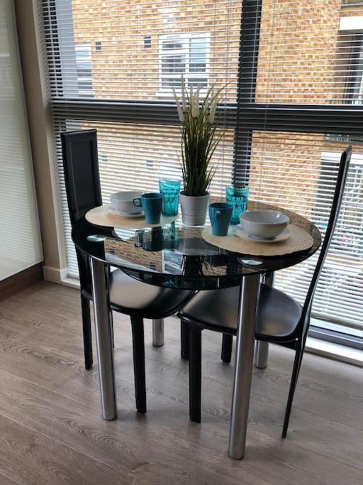 Studio Apartment Opposite Shoreditch Park London Exterior foto